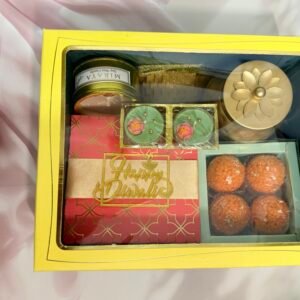 Radiant Gift Hamper - Image 2